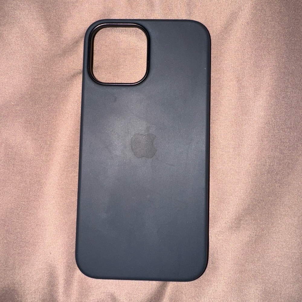 navy blue apple iphone 13 pro max silicone case